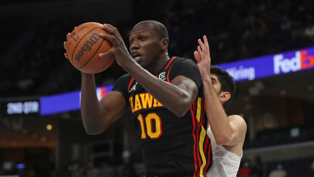 Oct 9, 2021; Memphis, Tennessee, USA; Atlanta Hawks center Gorgui Dieng (10) during the first half against the Memphis Grizzlies at FedExForum.